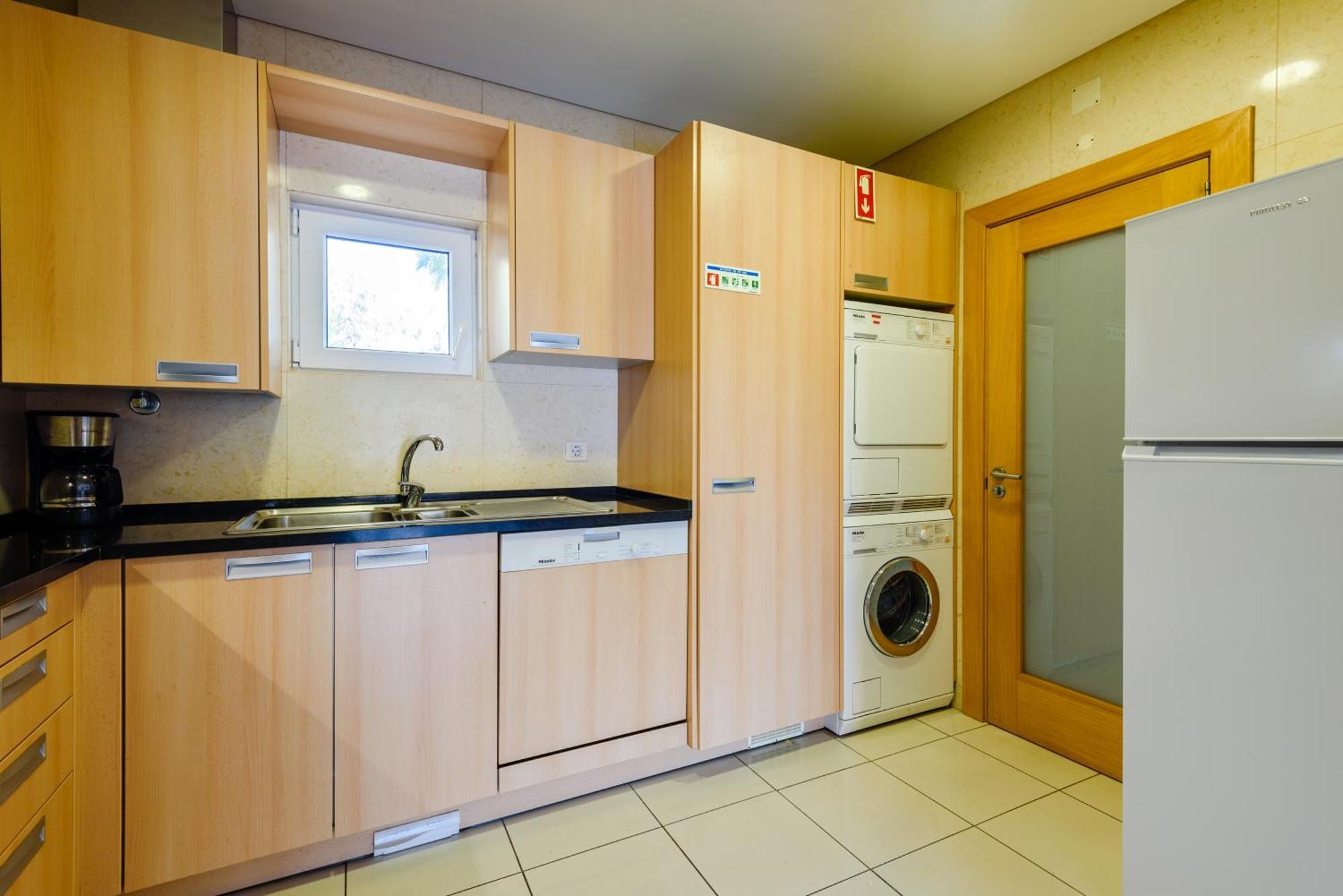 אלבופיירה Algarve Beach Apartments מראה חיצוני תמונה